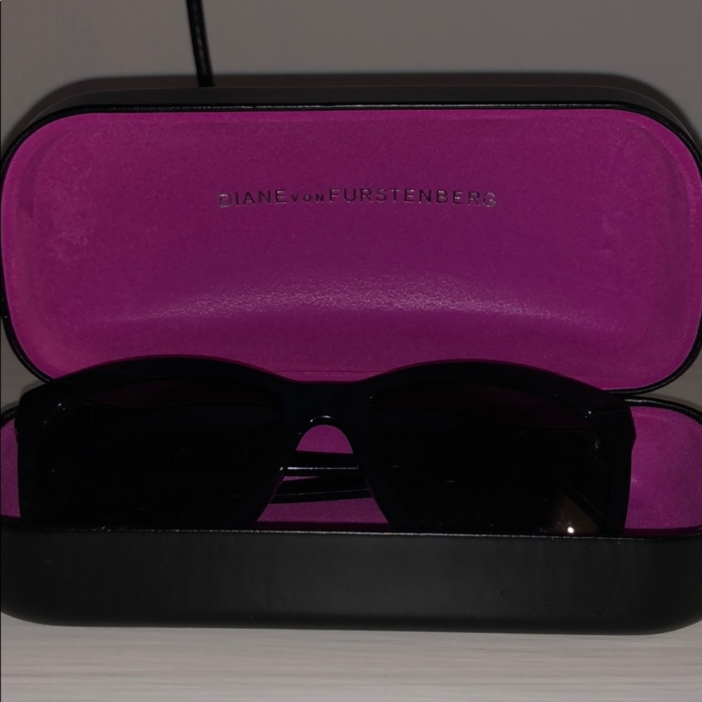 DVF black sunglasses